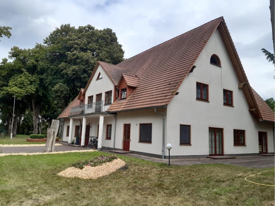 Bed and Breakfast An Der Gaertnerei Dömitz Esterno foto