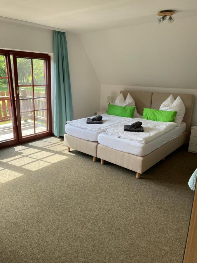 Bed and Breakfast An Der Gaertnerei Dömitz Esterno foto